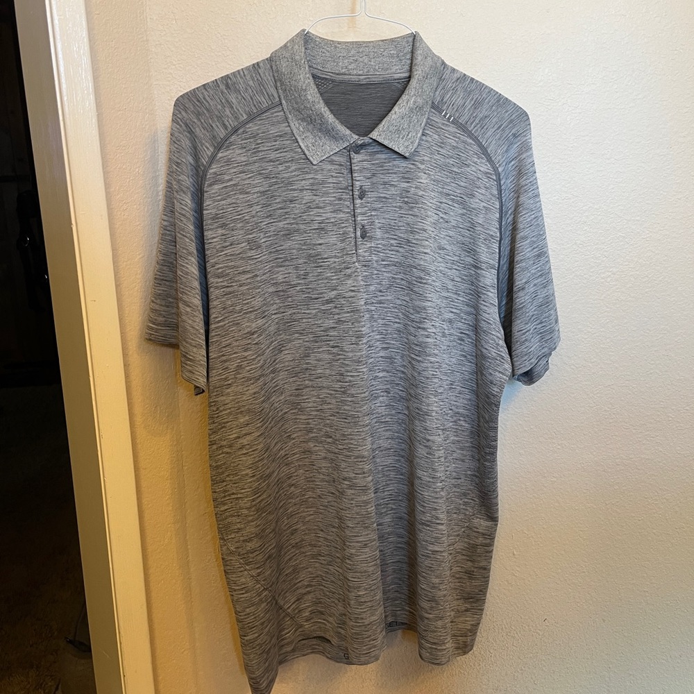 Men’s XL LuluLemon Metal Vent Tech Polo